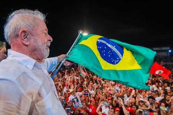 Lula vai recriar ministérios, mas diz que não quer governo 'requentado'