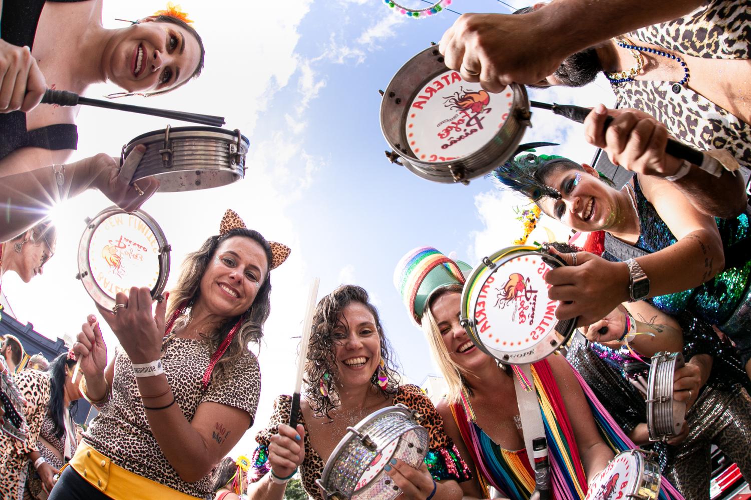 Desfile do bloco Fogo & Paixão – Sábado, 25 de fevereiro