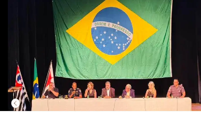 Solenidade celebra 73 anos do Bairro Jardim Peri