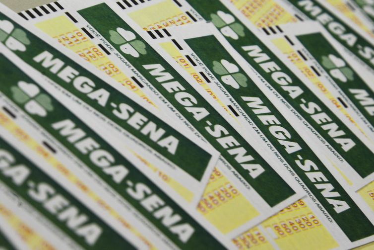 Mega-Sena acumula e pagará R$ 41 milhões dia 4