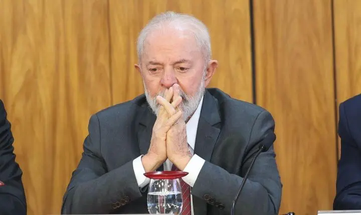 PT teme vitória de Flávio no primeiro turno