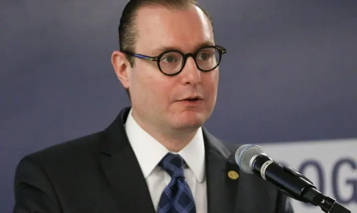 Zanin pede parecer da PGR e AGU sobre ação do PSD por 2º turno no Rio